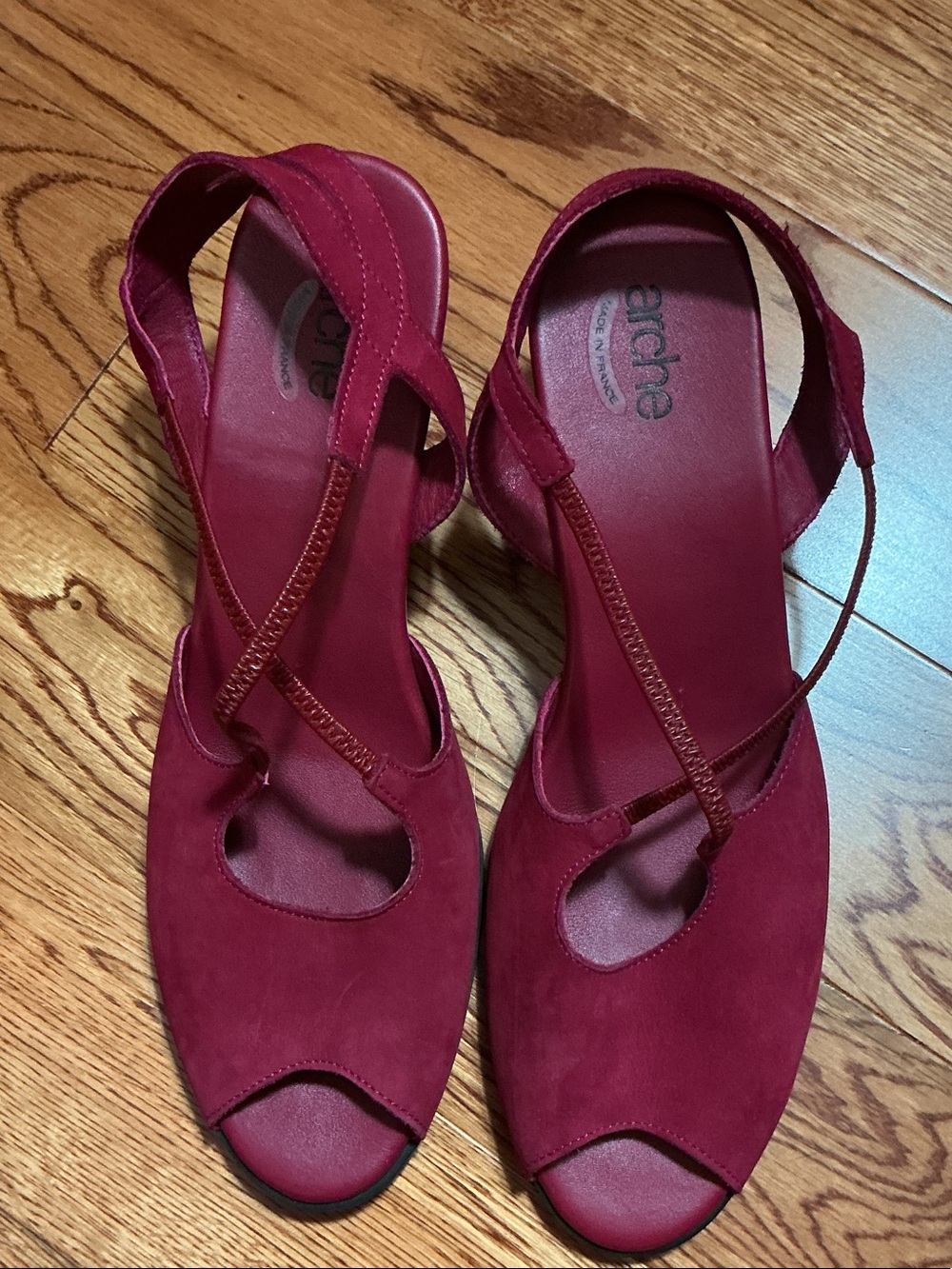 Arche Women's Berry Red Suede Slingback Sandals